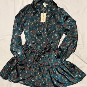 ON 34th emerald Green flirty paisley/floral fields satin holiday cocktail dress.